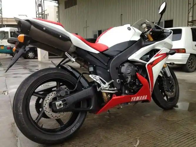 转让08年雅马哈r1成色一切看图1