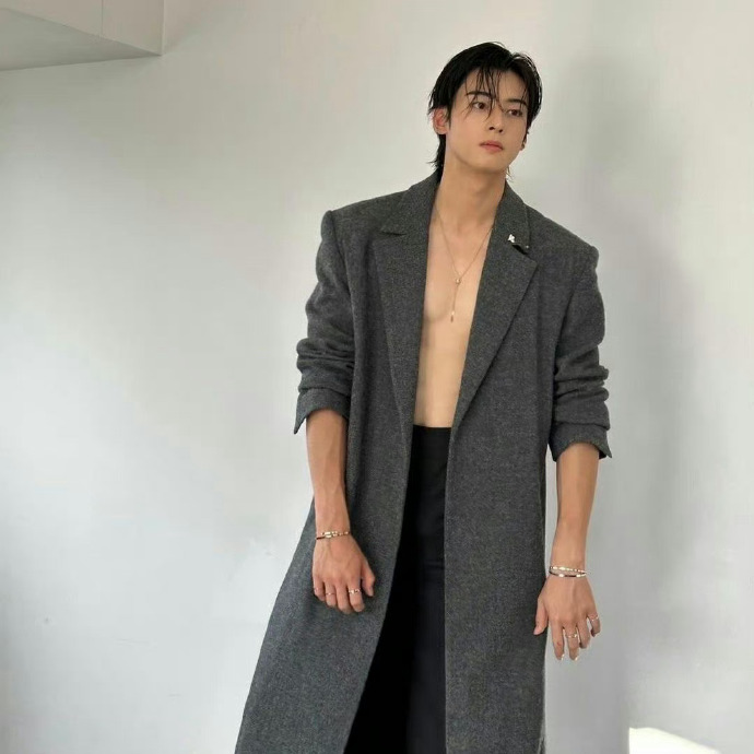 车银优胸部肌肉线条##车银优露胸肌了